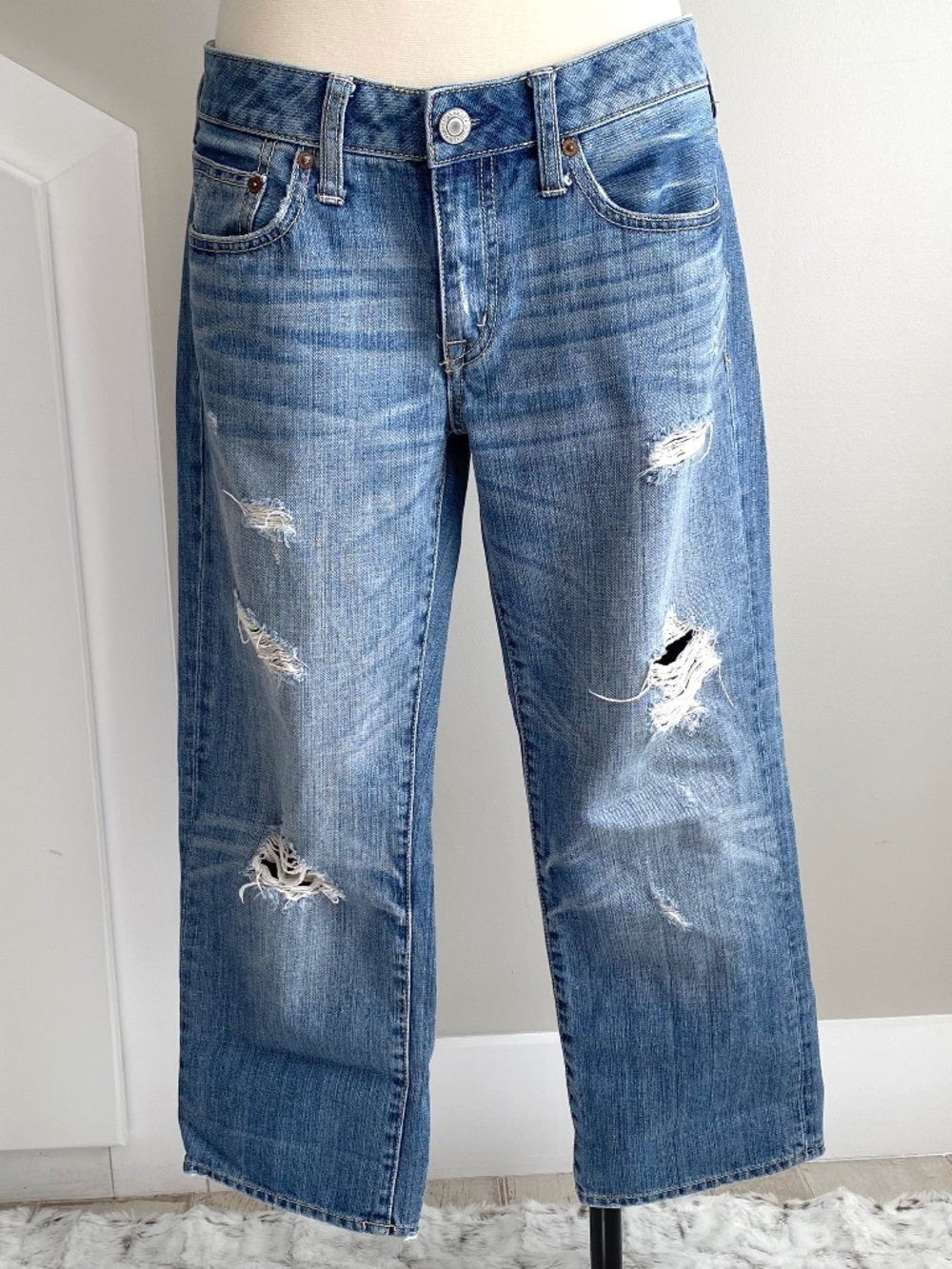 American Eagle 100% Cotton Boy Fit Cropped Distressed Jean - Size 6